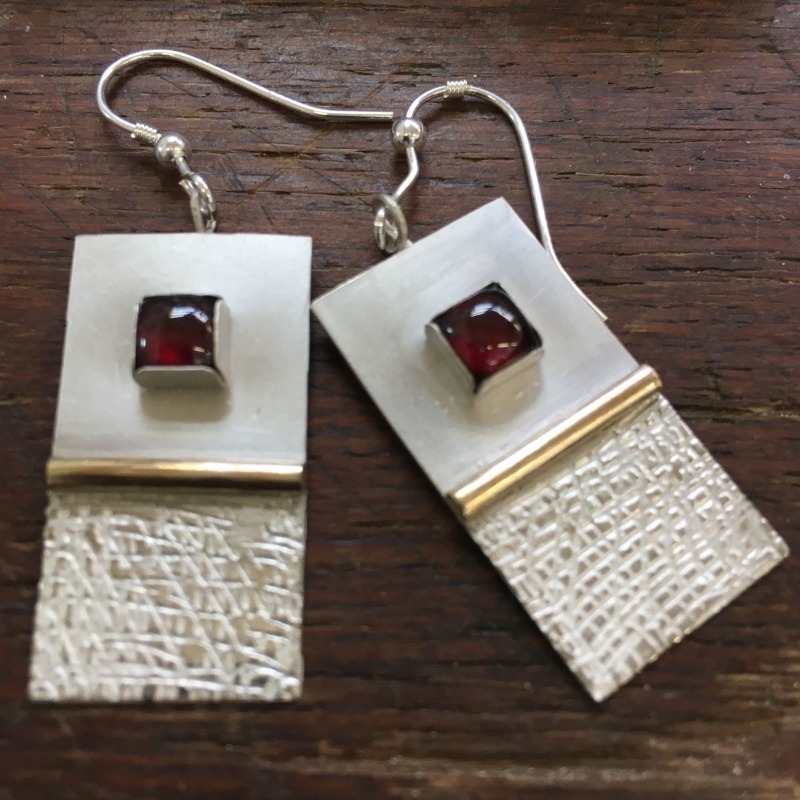 Women's Elegant Two-Tone Texture Dangle Earrings